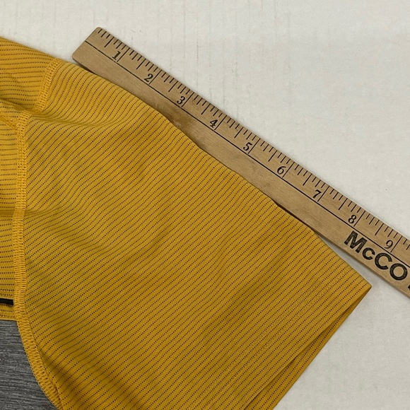 Mens Lululemon Evolution polo shirt size XL button up collar - Picture 7 of 9